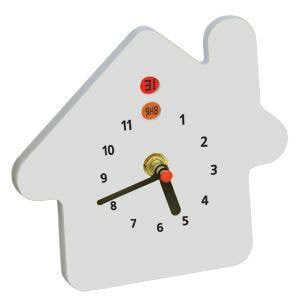 Часы-календарь  "Домик";  16х15х3 см; пластик; тампопечать